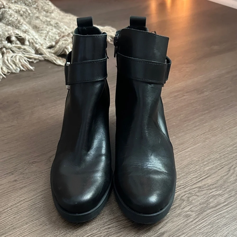 Elodie Black Leather Ankle Boots